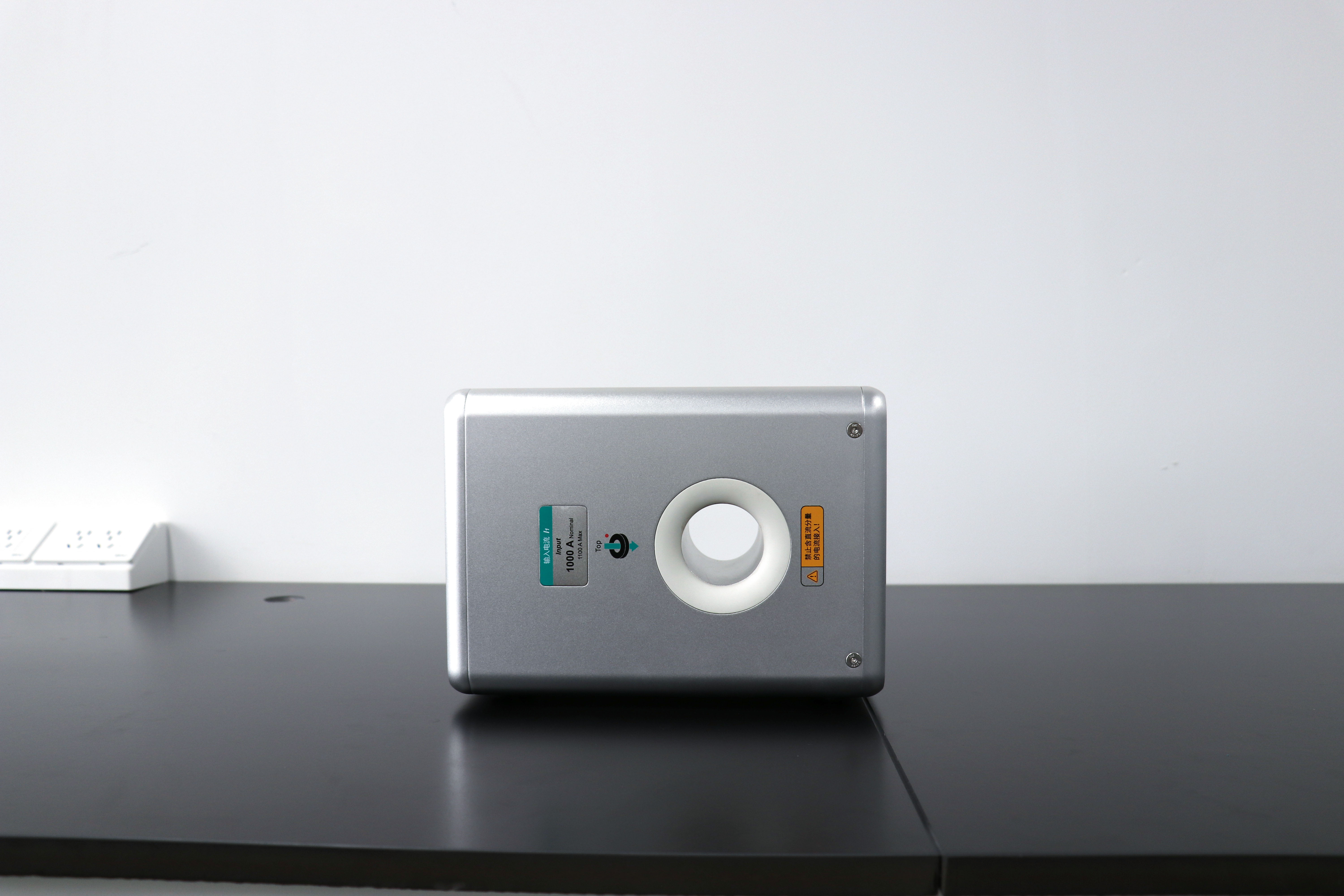 TUNKIA TH0630 Precision Through-core AC Ammeter