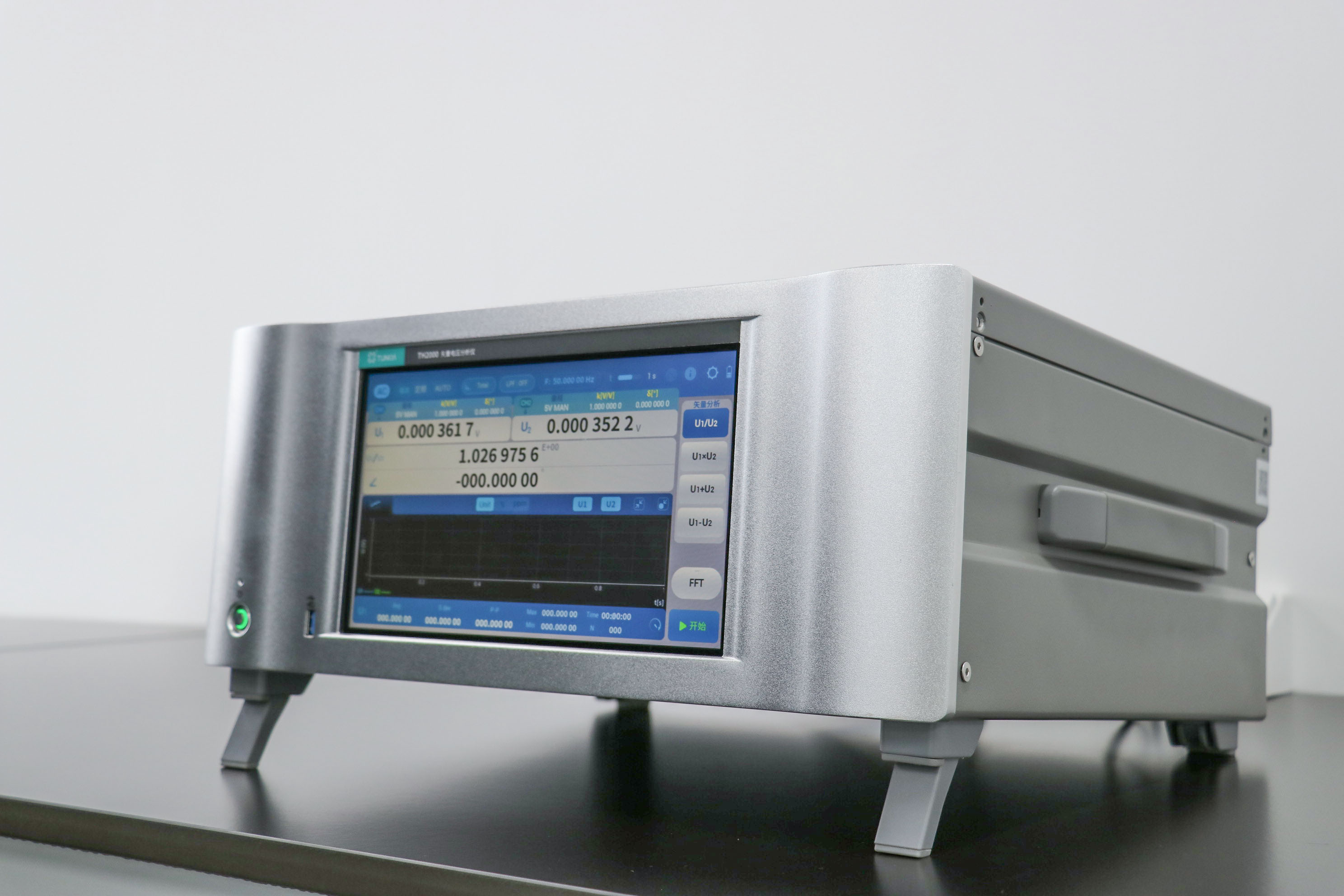 TUNKIA TH2000 Vector Voltage Analyzer